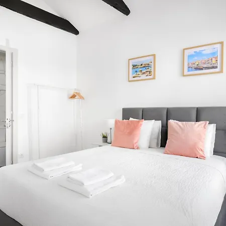 With Private Pool, Hot Tub, Bbq & Patio Nyaraló