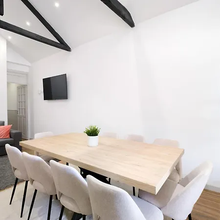 Private Pool With 4br Suites, Hot Tub & Patio Ferienhaus Vila Nova de Gaia