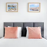 Private Pool With 4br Suites, Hot Tub & Patio فيلا نوفا دي غايا