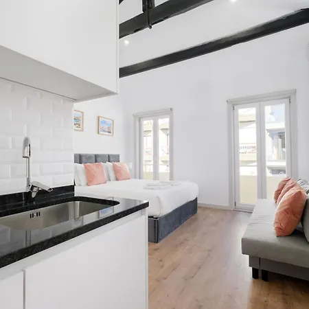 With Private Pool, Hot Tub, Bbq & Patio