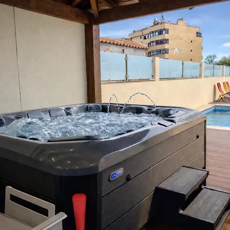 Дом отдыха With Private Pool, Hot Tub & Patio